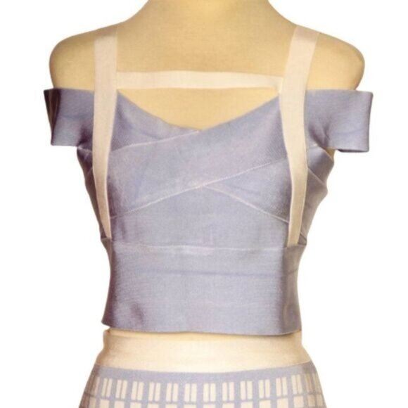 Women's Crisscross Cut Out Cold‎ Shoulder Fitted Top NWOT - Picture 1 of 5